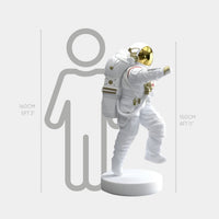 The Man on the Moon™ thumbnail 4