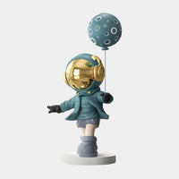 Medium Galactic Blue Astronaut Moon Balloon Sculpture - 96cm thumbnail 1
