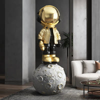 Astronaut on Earth™ thumbnail 2