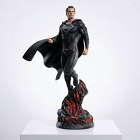Superman: – 1/4 Scale Premium Statue 73cm™ thumbnail 3
