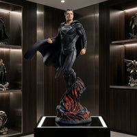 Superman: – 1/4 Scale Premium Statue 73cm™ thumbnail 4